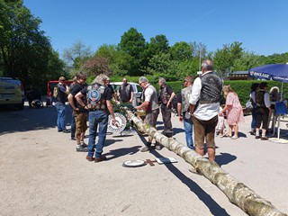 Maibaum-aufstellen-2025_10